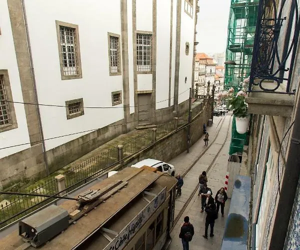 And Clerigos Views By Hosts Apartment *