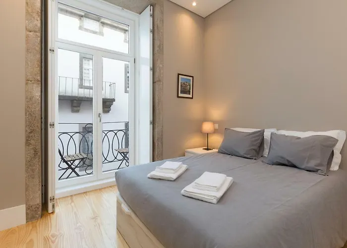 And Clerigos Views By Hosts