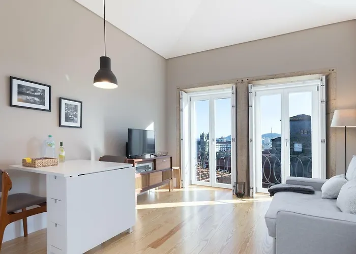 And Clerigos Views By Hosts Appartement Porto