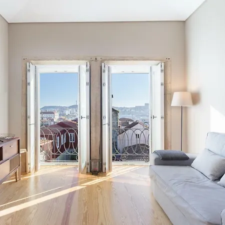 Apartment And Clerigos Views By Hosts Porto